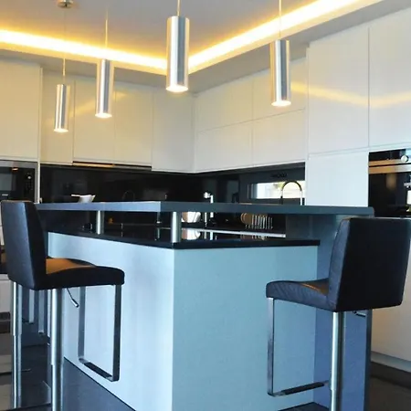 Okoa Comfortable Holiday Villa