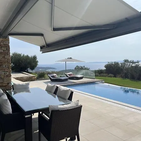 Okoa Comfortable Holiday * Neos Marmaras