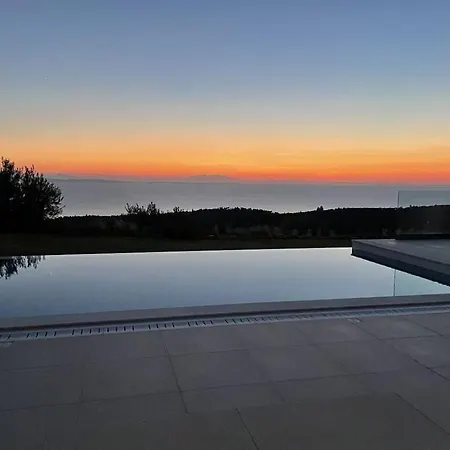 Villa Okoa Comfortable Holiday Néos Marmarás